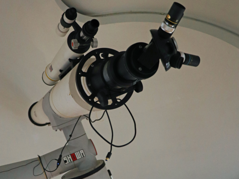 全臺口徑最大折射式望遠鏡在此 一起來清大天文台玩